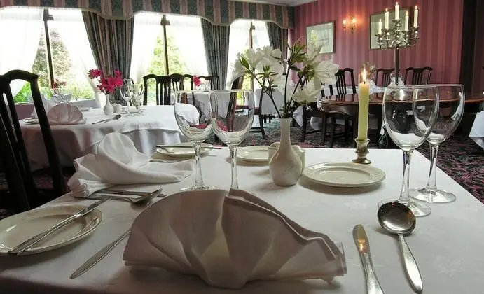 Ross Lake House Hotel - Yerinde Yemek