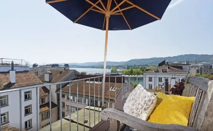 Rossli Hotel .