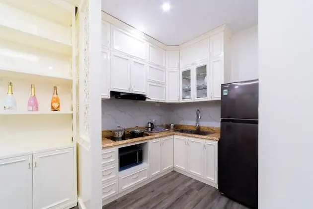 Rosy Apartment Nam Trung Yen - Mutfak