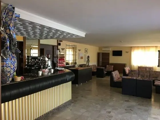 Hotel Rosy - Lobi