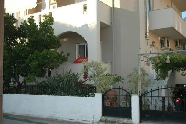 Rosy's House