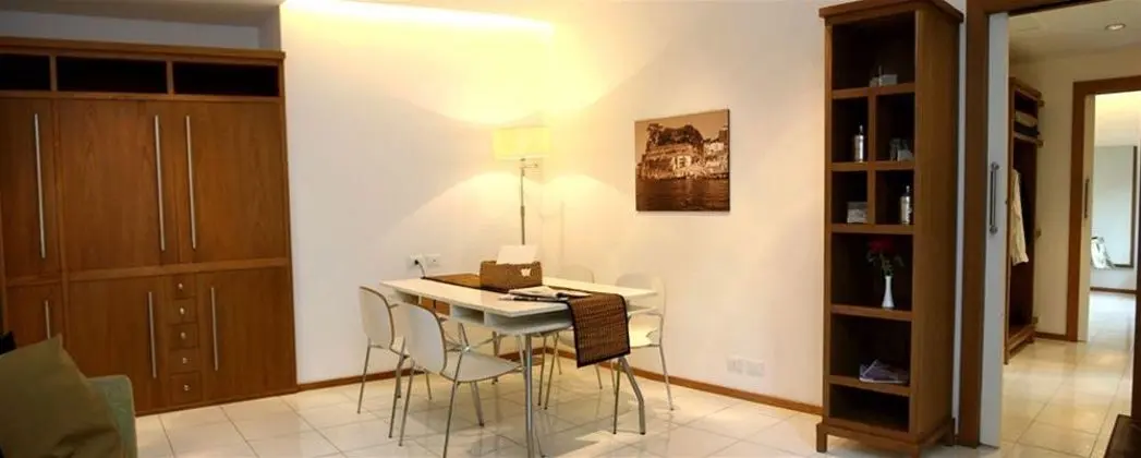 Rota Suites