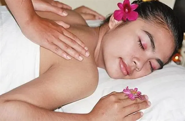 Rotha Guesthouse - Spa