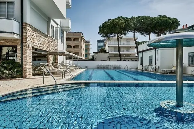 Rouge Hotel International