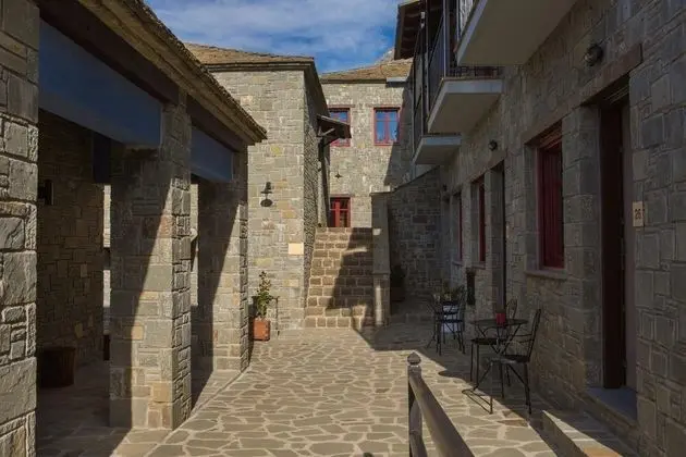 Rouista Tzoumerka Resort - Dış Mekan