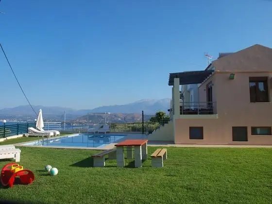 Villa Roula 3BR Sea view Viila in Chania
