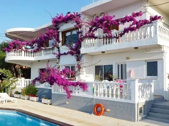 Rouladina-1 Sea View apt 5 min Walk to Beach - Oda