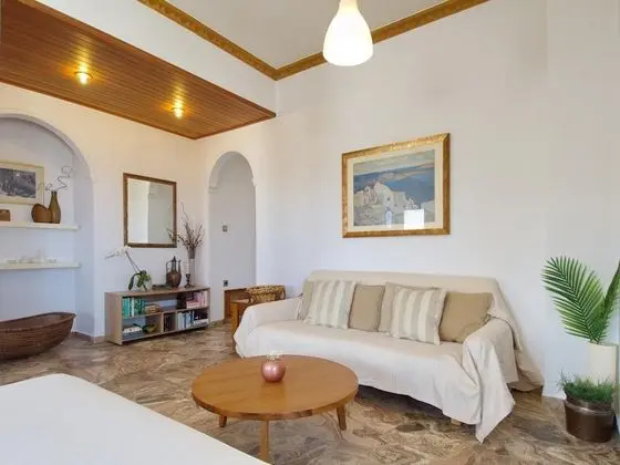 Rouladina-1 Sea View apt 5 min Walk to Beach - Oda