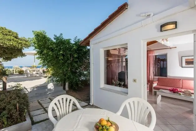 Rouladina-4 sea View apt 5 min Walk to Beach - Oda