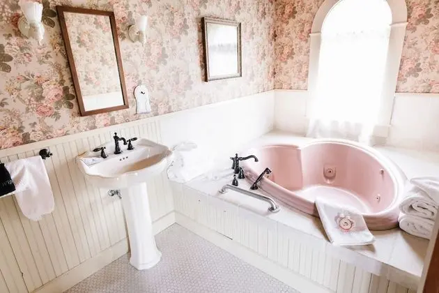 Round Barn Farm B & B Event Center - Banyo Özellikleri