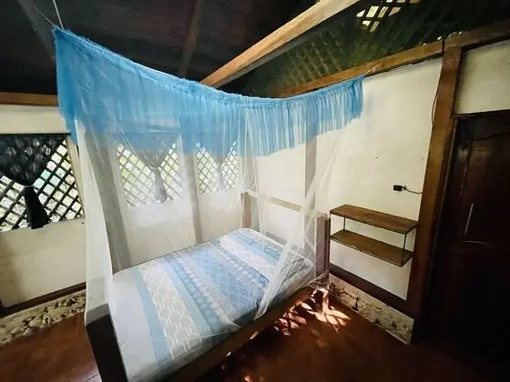 The Round House Hotel - Oda