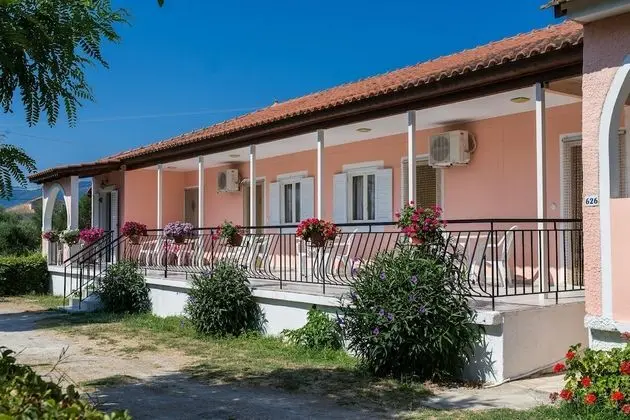 Roussa's Studios and Apartments - Öne Çıkan Resim