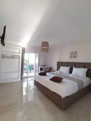 Roussa's Studios and Apartments - Öne Çıkan Resim