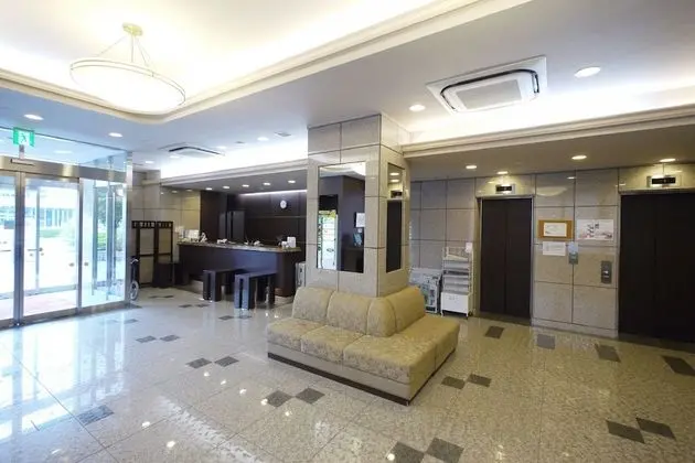 Hotel Route-Inn Hirosaki Ekimae - Lobi