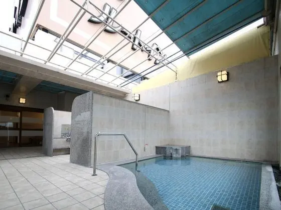 Hotel Route Inn Nago - Havuz