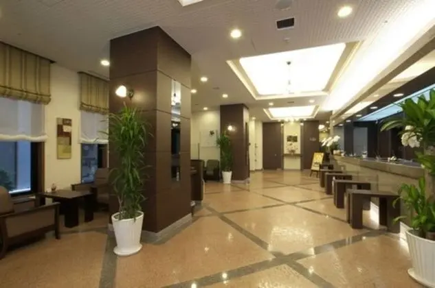 Hotel Route-Inn Sapporo Ekimae Kitaguchi - Lobi