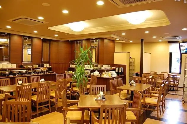 Hotel Route Inn Tsuruga Ekimae - Yerinde Yemek