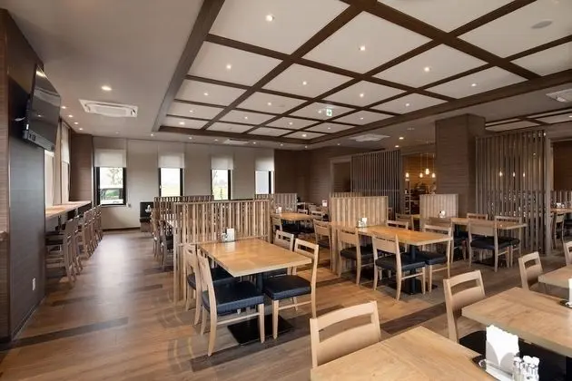 Hotel Route-Inn Yahaba - Iwate Idai Byoin - Yerinde Yemek