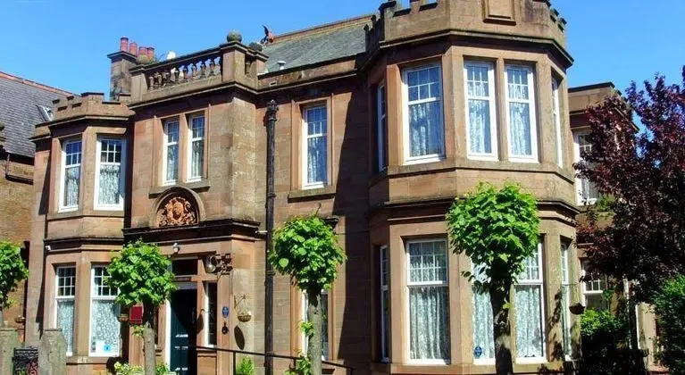 Rowanbank House