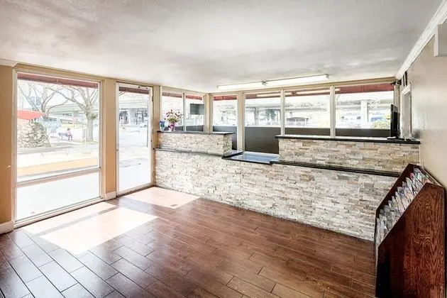 Roy Inn & Suites – Sacramento Midtown - Lobi