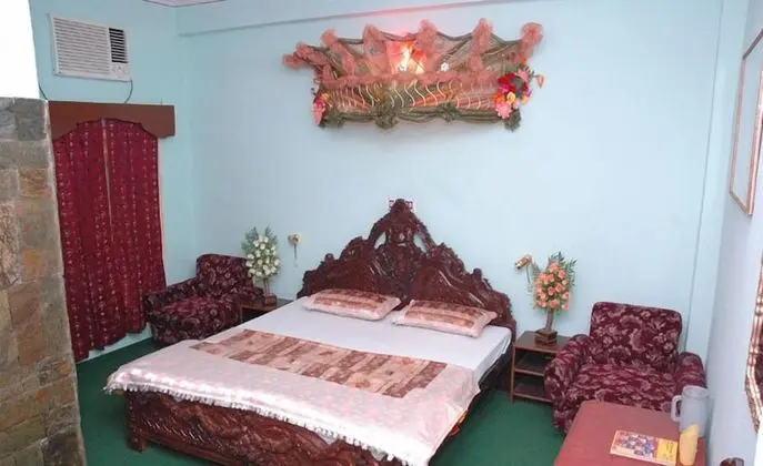 Royal Aashiyana Palace Hotel - Oda