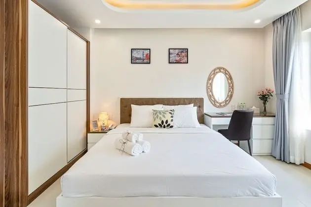 The Royal Hotel & Apartment - Oda