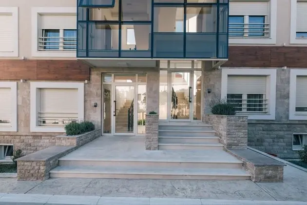 Villa Royal Apartments - Dış Mekan
