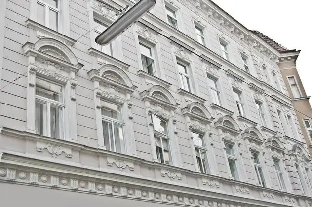 Royal Resort Apartments Westbahnhof