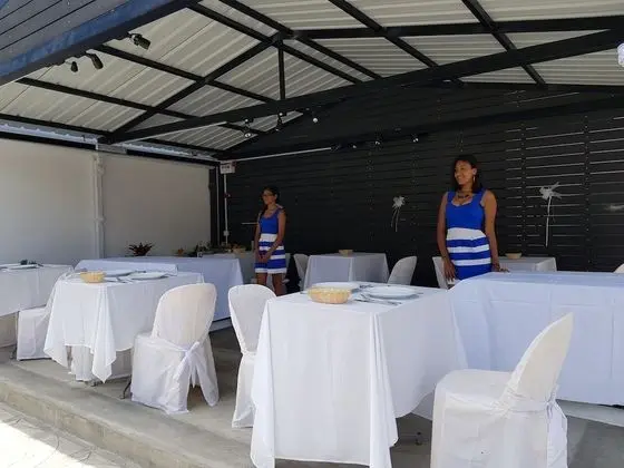 Royal Attitude Business Complex - Yerinde Yemek