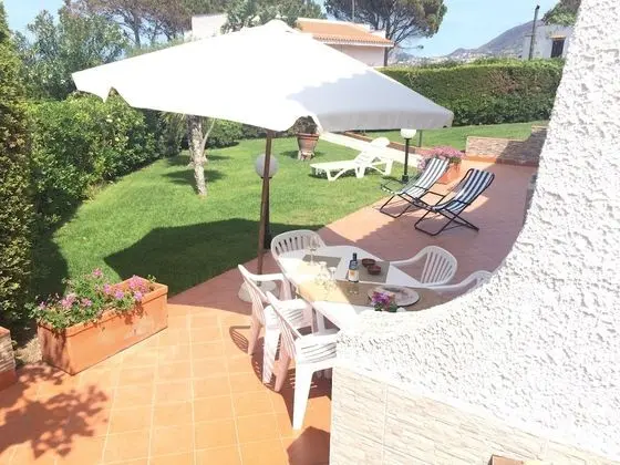 Royal Bay Apartment - Villa in Cefalu With Private Access to the sea - Dış Mekan