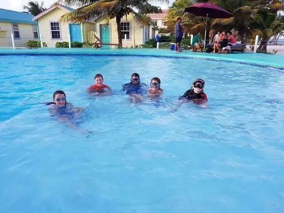Royal Beach Cabanas - Havuz