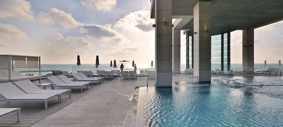 Royal Beach Tel Aviv by Isrotel exclusive - Havuz