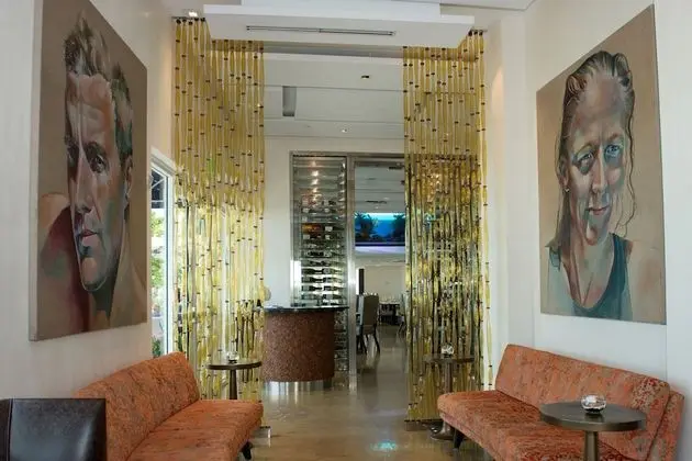 Royal Blues Hotel - Lobi