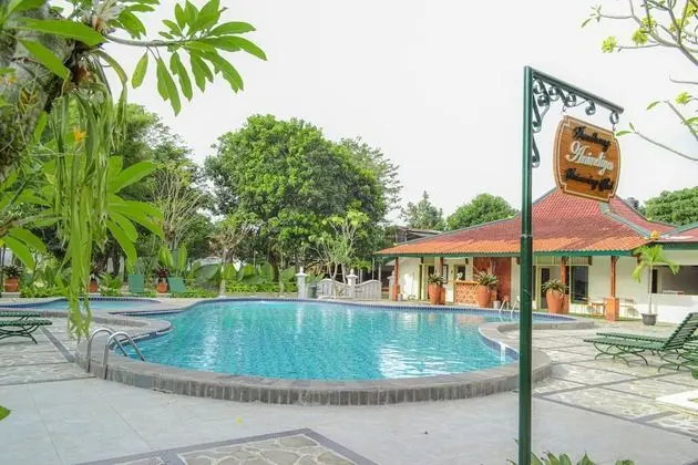 Royal Brongto Hotel