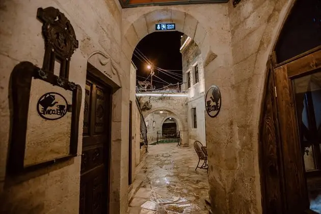 Royal Cave Hotel - Genel