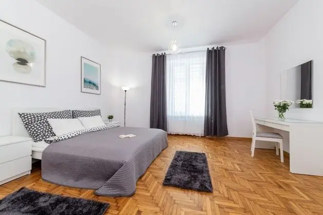 Royal City Apartments Starowiślna 36