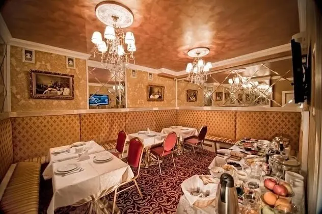 Royal City Hotel - Yerinde Yemek