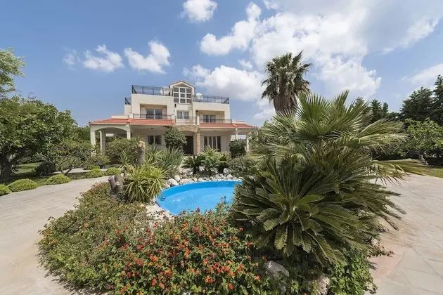 Royal Classico Villa - Dış Mekan