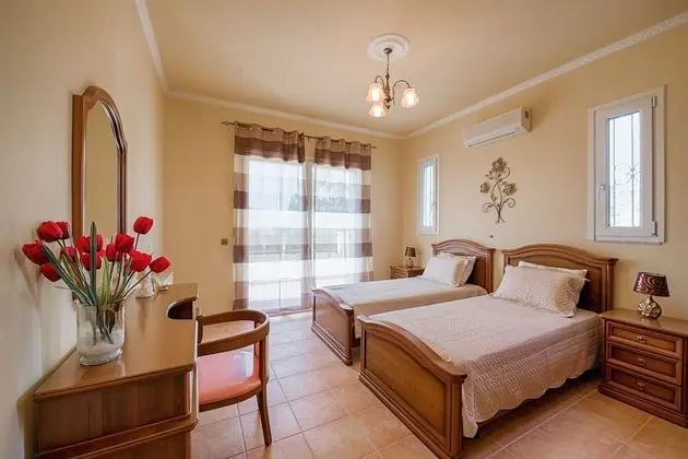 Royal Classico Villa - Oda