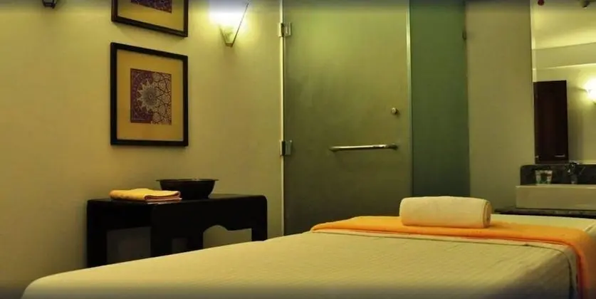 Royal Court Hotel - Spa