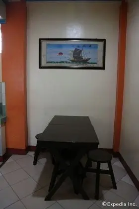 Royal Crown Inn - Yerinde Yemek