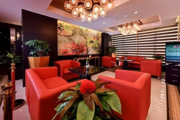 Royal Day Hotel - Lobi