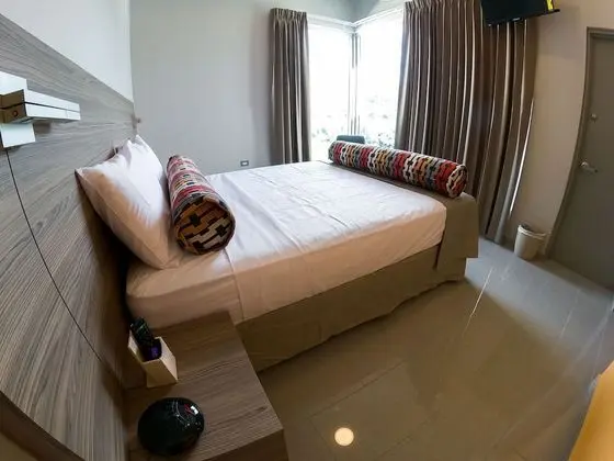 Royal Delonix Hotel - Oda
