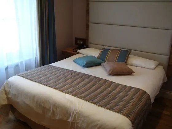 Royal Eagle Hotel - Oda