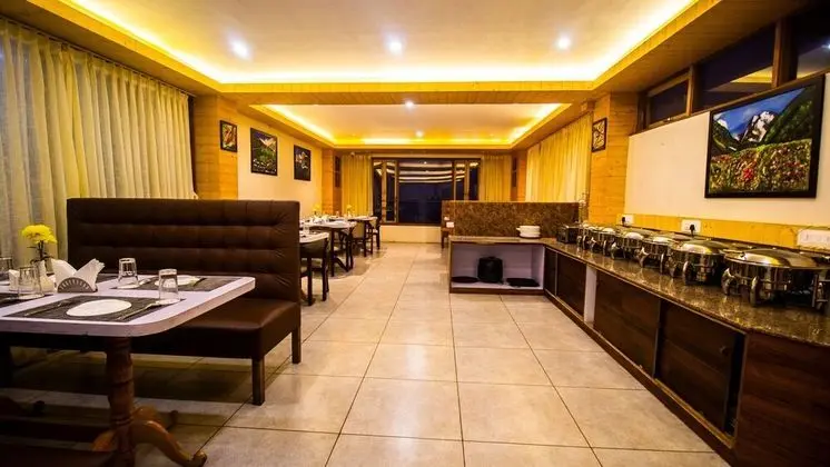 The Royal Gangtok By Apsara Group - Oda Düzeni