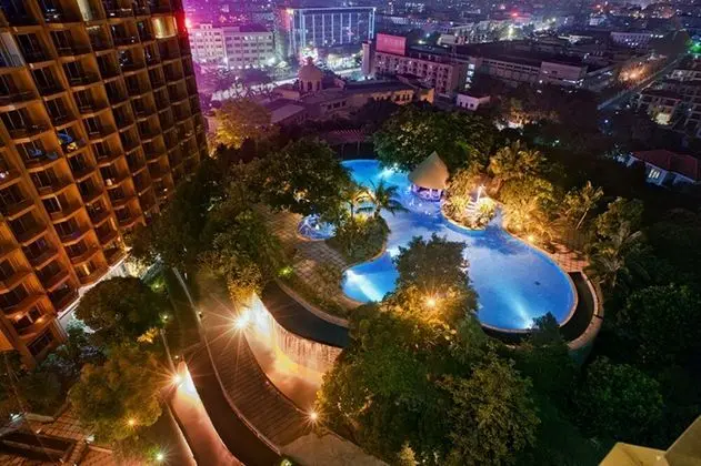 Royal Garden Hotel - Havuz