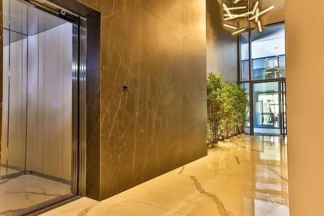 ROYAL GARDENS Apartments - Lobi