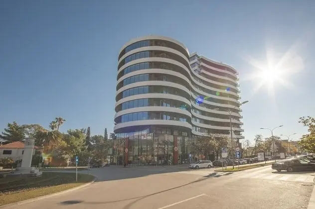 Royal Gardens Paradise