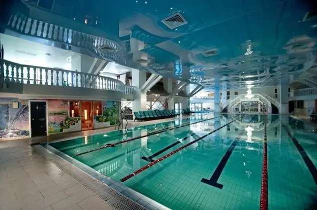 Royal Grand Hotel (Truskavets) - Spa