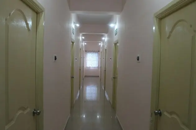 Royal Green Accommodation - Lobi